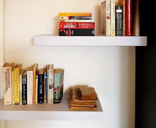 Апартаменты Cozy Free Street Parking Further Center *