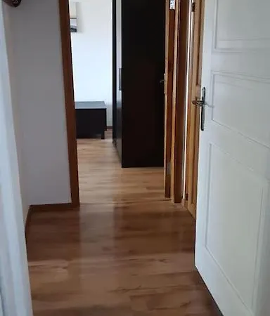 Apartman Cozy Free Street Parking Further Center