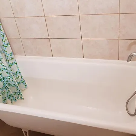 Cozy Free Street Parking Further Center * 里加